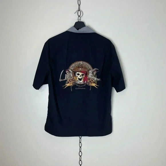 Vintage Disney Pirates Of The Caribbean Button  up Shirt - Picture 2 of 6